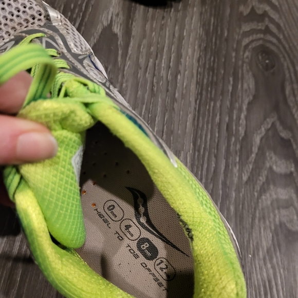 Saucony Running Shoes, size 7.5 - Picture 3 of 5